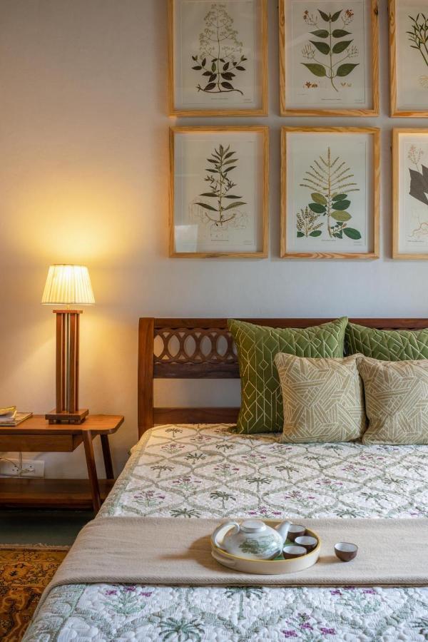 גורגאון Lohonostays Bamboo House Sadhrana Bagh מראה חיצוני תמונה